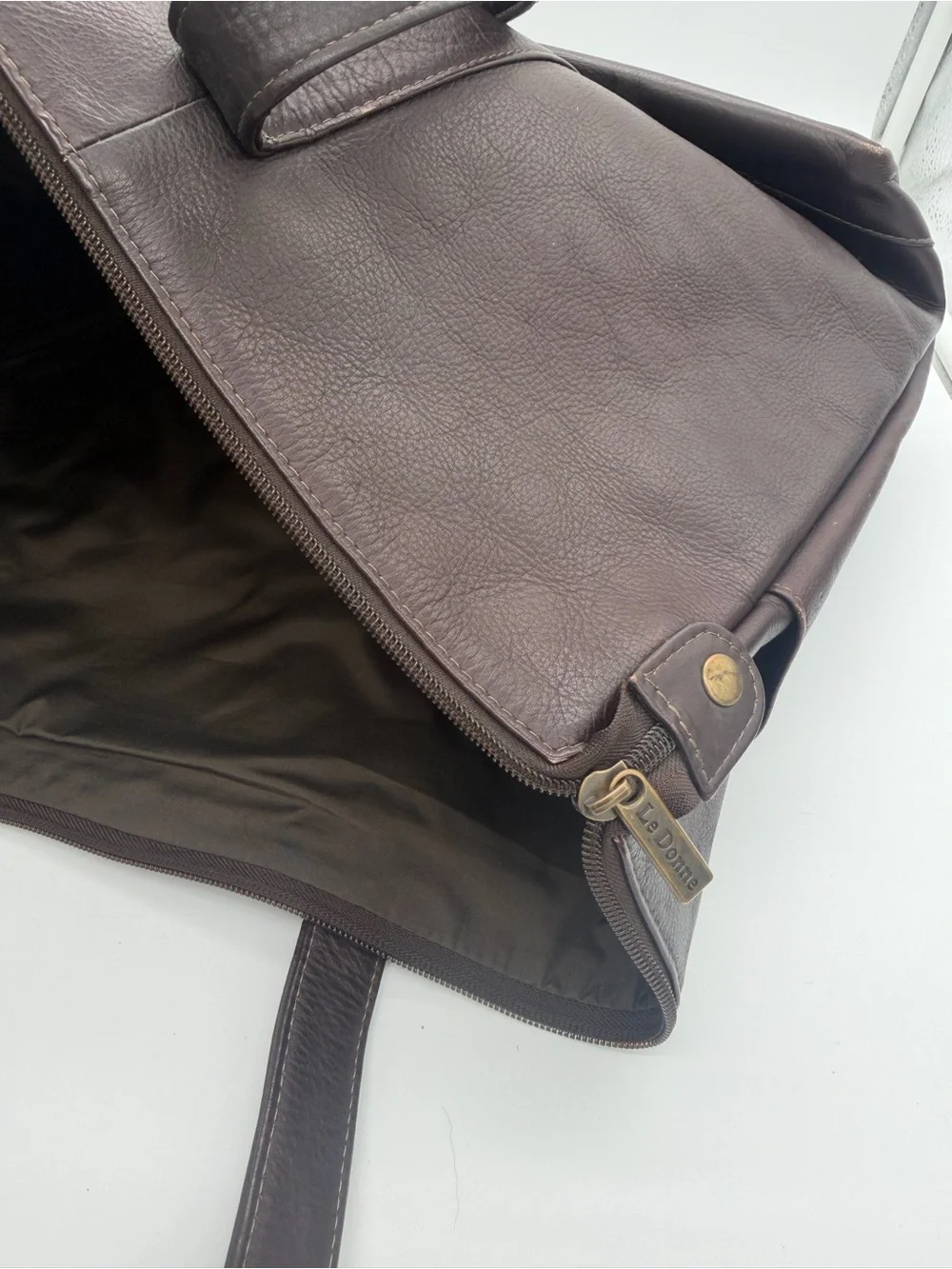 Men’s Leather Briefcase Tote in Dark Brown - Classic Carry